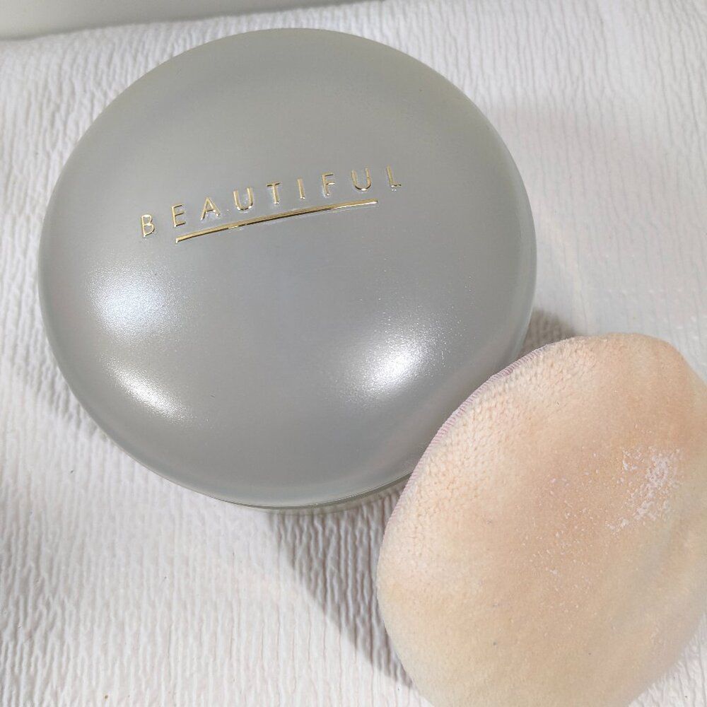 Vintage Estee Lauder Beautiful Perfumed Body Powder EMPTY container box  w/ puff